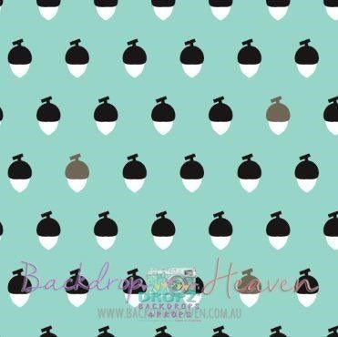 Backdrop - Retro Acorns